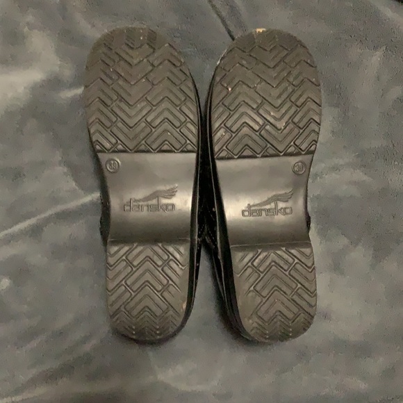 VEGAN DANSKO SHOES - Picture 3 of 3